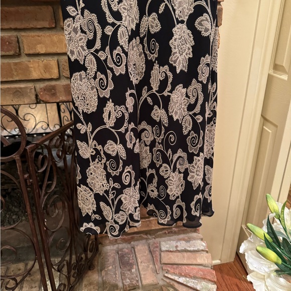 Nordstrom Elegant Black and White Floral Dress - Picture 3 of 5